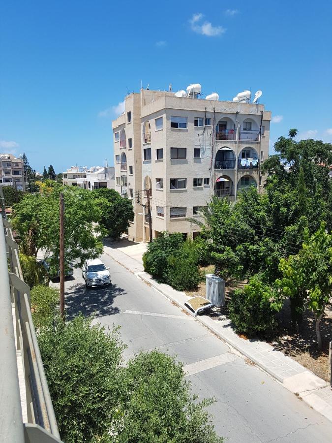 Kerynia Apartments Пафос Екстериор снимка